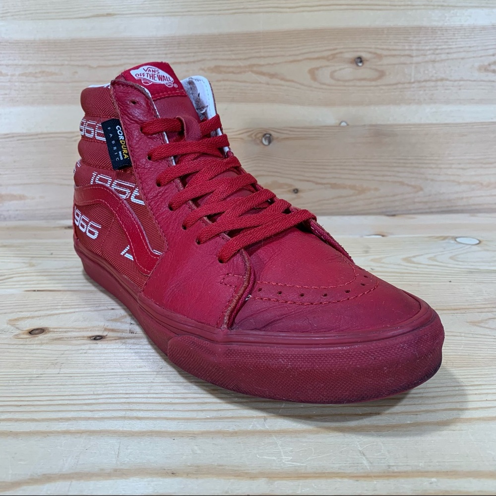 Vans SK8 HI 1966 Skate Shoes
Leather Cordura Upper 
Women’s 10
Chili Pepper Red